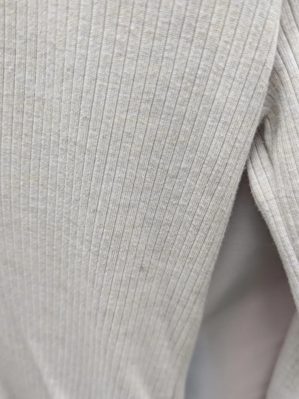 Wilfred Off White Ribbed V-Neck Polo Sweater Top Aritzia Basic Clean City Girl - Picture 11 of 15
